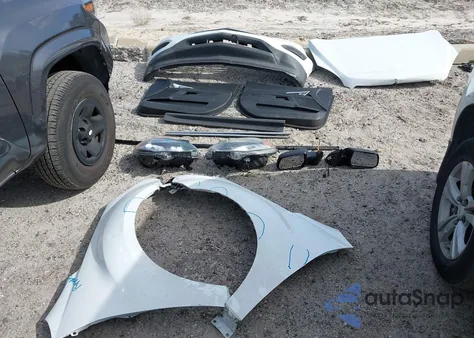 2017 Chevrolet Equinox Ls from USA, damaged, VIN 2GNALBEK8H1592434